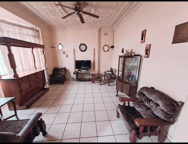 3 BEDROOM HOUSE FOR SALE IN ELSBURG
